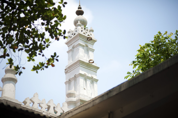 Al-Noor Masjid Mosque in Hanoi the tower